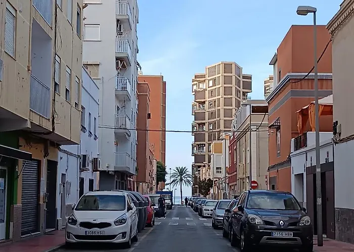 Veguita 2: Piso Renovado A 3 Min De La Playa