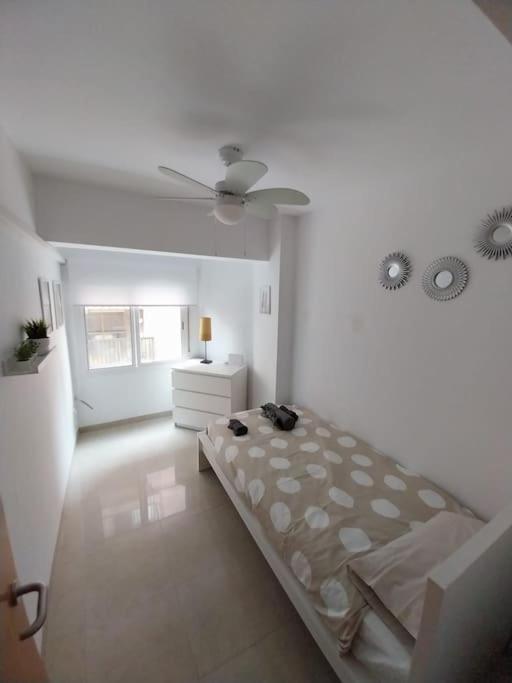 Appartement Veguita 2: Piso Renovado A 3 Min De La Playa *