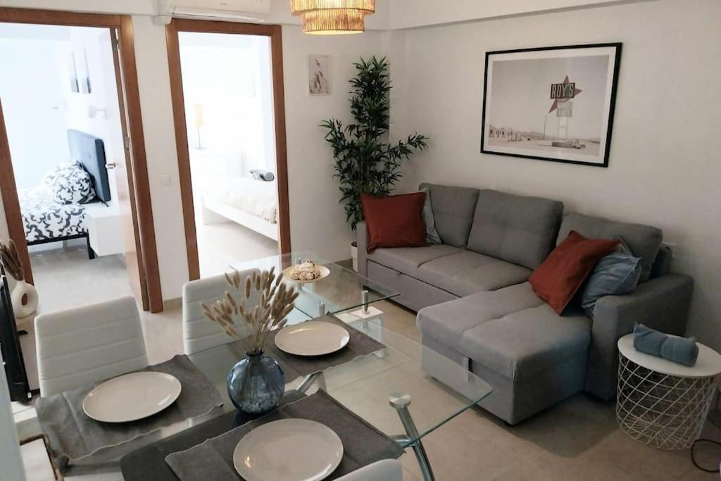 Veguita 2: Piso Renovado A 3 Min De La Playa * Almería