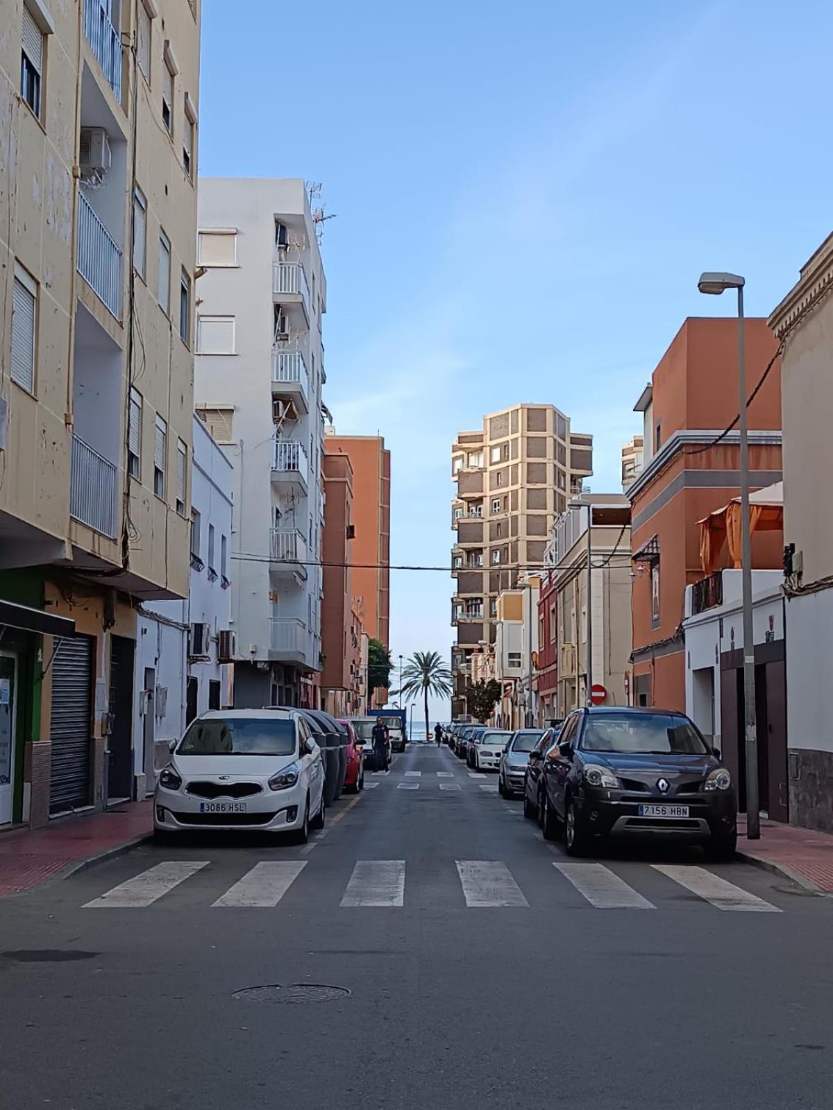 Veguita 2: Piso Renovado A 3 Min De La Playa * Almería