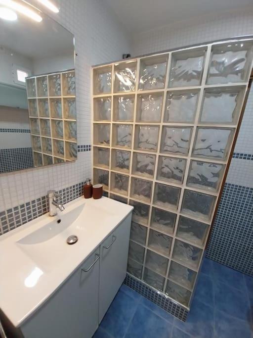 Veguita 2: Piso Renovado A 3 Min De La Playa Appartement